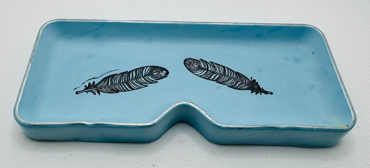 Spectacle trinket trays