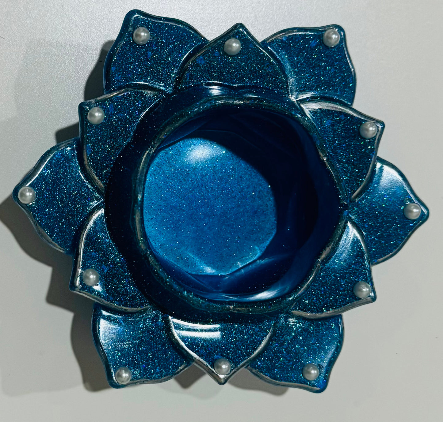 Lotus candle set with pearl