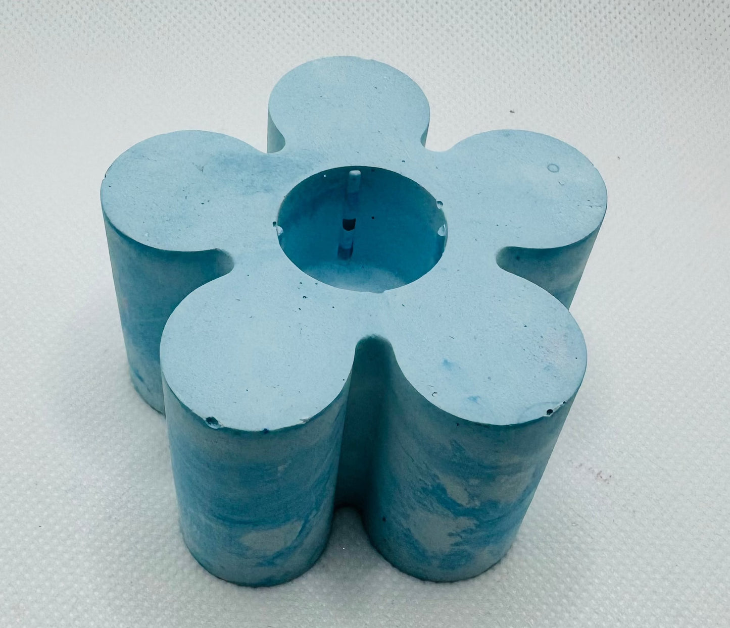 Flower candle holder